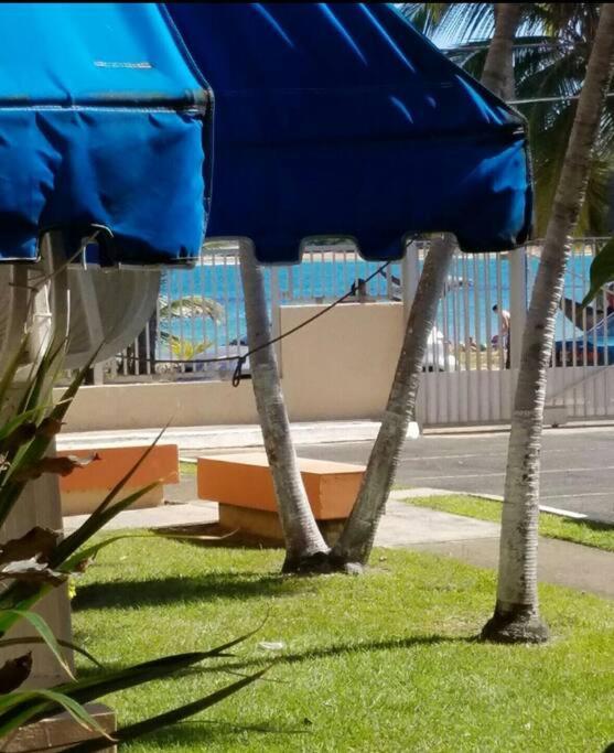 1St Floor, A/C Everywhere, Balcony With Beach View In Luquillo Exterior foto